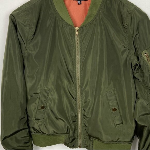 Fashion Nova Poppin Olive Green Bomber Jacket Size XS Coat Padded Puffer Boho - Picture 7 of 12